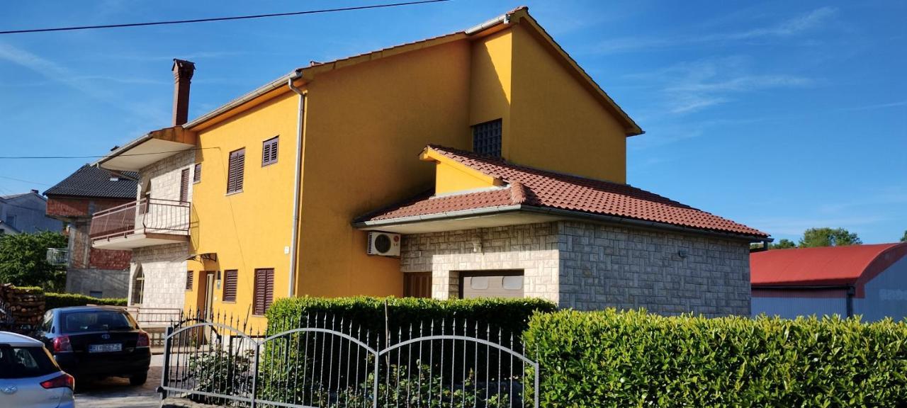 Apartmani Jere Kastav Rubesi ภายนอก รูปภาพ